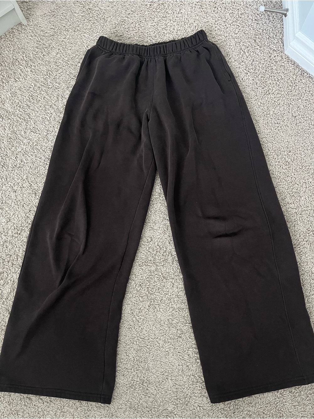 Simons Twin womens chocolate brown thin fleece straight-leg Sweatpants